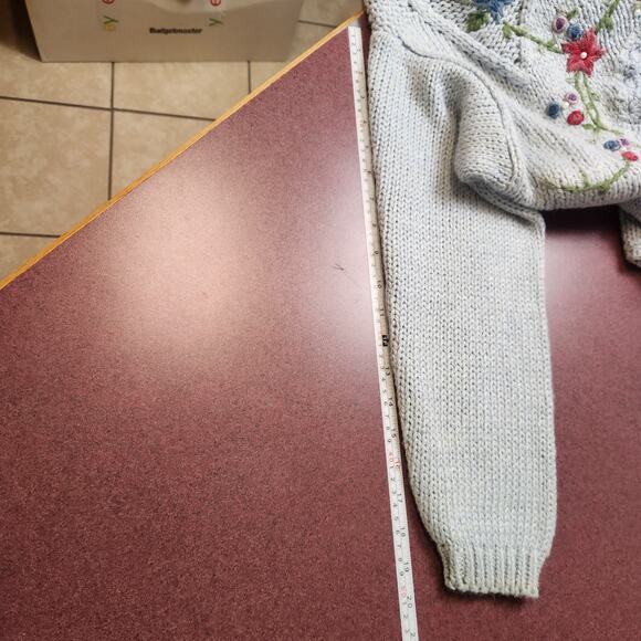 Vtg Bobbie Brooks Hand Knit Embroidered Sweater Womens Medium Cottagecore Floral - Picture 11 of 16